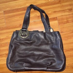 brown Micheal Kors bag 🤎